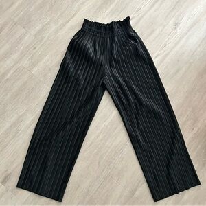 Proche Pleated Pull-On Sadie Pant